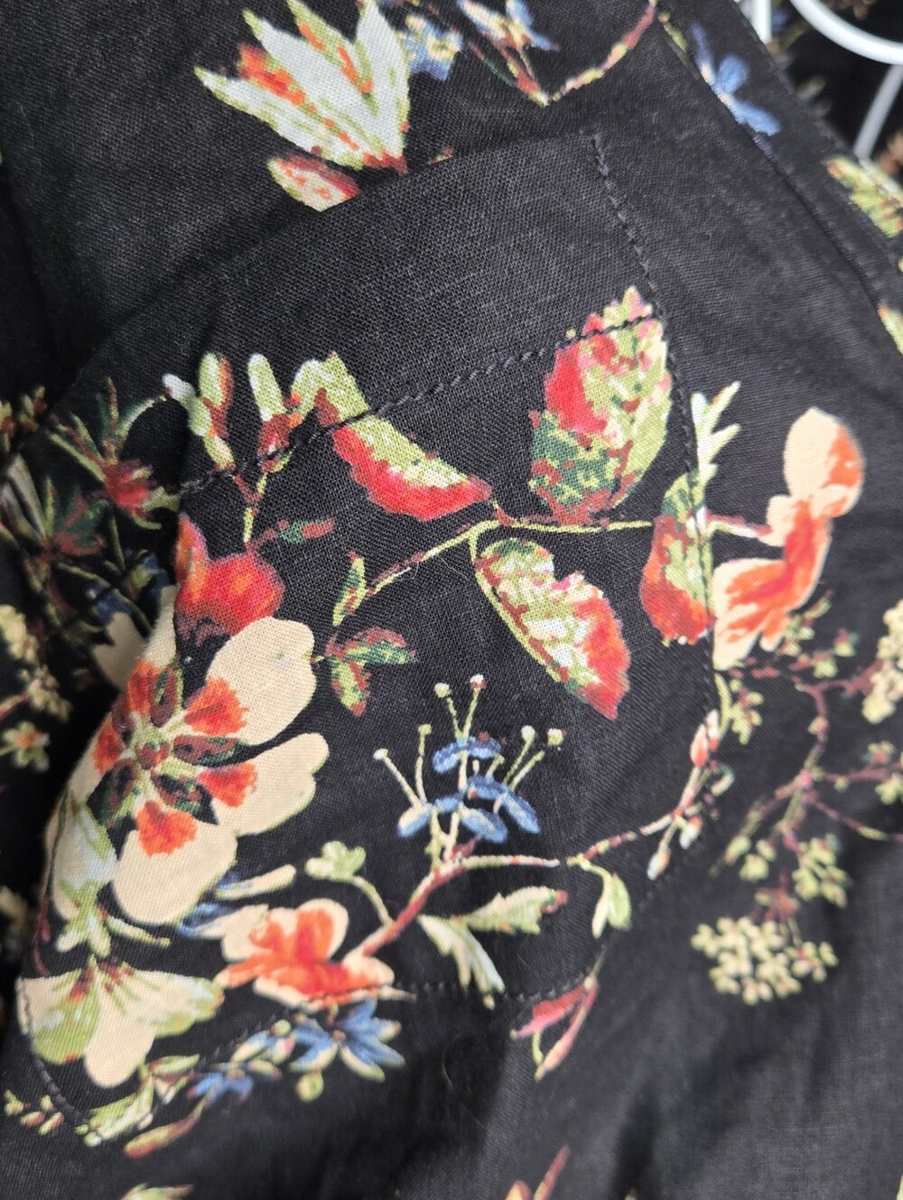 NWT Anthropolgie Pilcro Cropped Tie Waist Crop Top In Black Floral Size Large - Picture 6 of 14